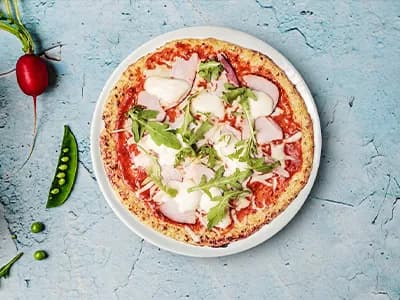 Pizza z kalafiora low carb - Luncher Policzona Szama